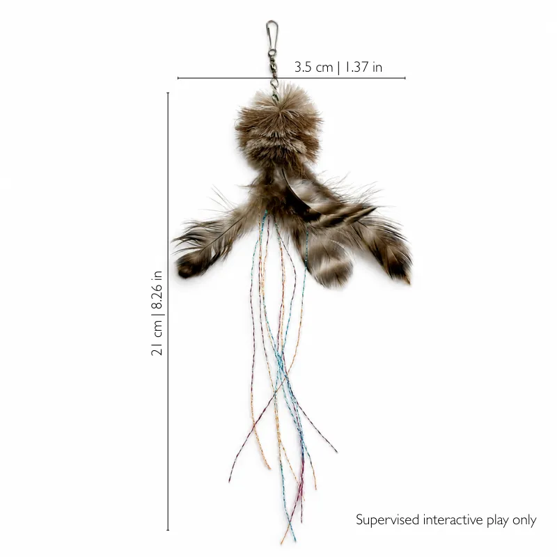 jellyfish-deer-fur-feather-wand-toy-size Jellyfish Deer Fur Feather Wand Toys for Cats on a white background, measuring 3.5 cm wide and 21 cm long including the trailing fibers.
