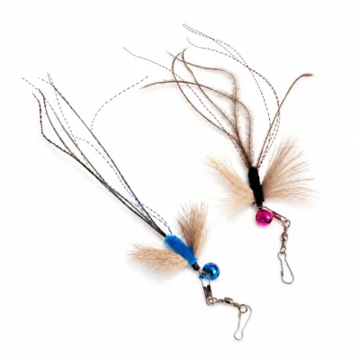 long-tail-flying-insect-cat-wand-toys-blue-black Blue and black long tail flying insect cat wand toys with natural feathers, deer hair, shimmering tinsel, bells, and stainless steel clasps.