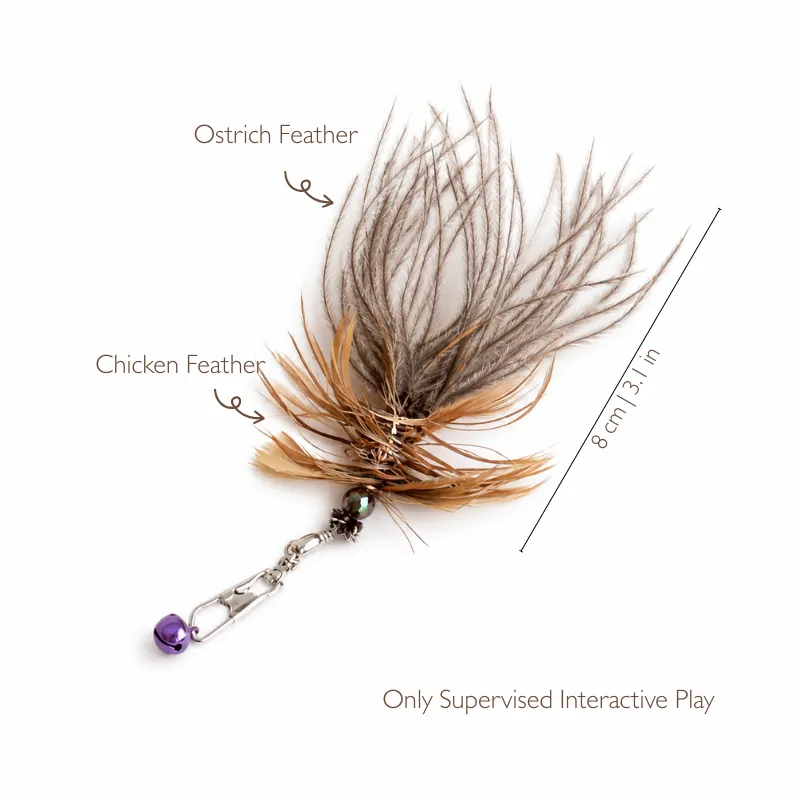 Ostrich Feather Cat Toy Teaser with gray ostrich feathers, brown chicken feathers, bell connector, and an 8 cm size guide.