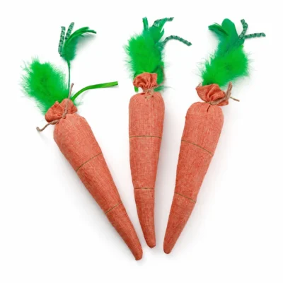 carrot-catnip-kicker-toy-with-feather-details Carrot catnip kicker toy with feather leaves and long body design for interactive cat play